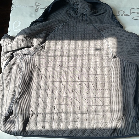 Nike TheraFit ADV Hoodie - Picture 4 of 5